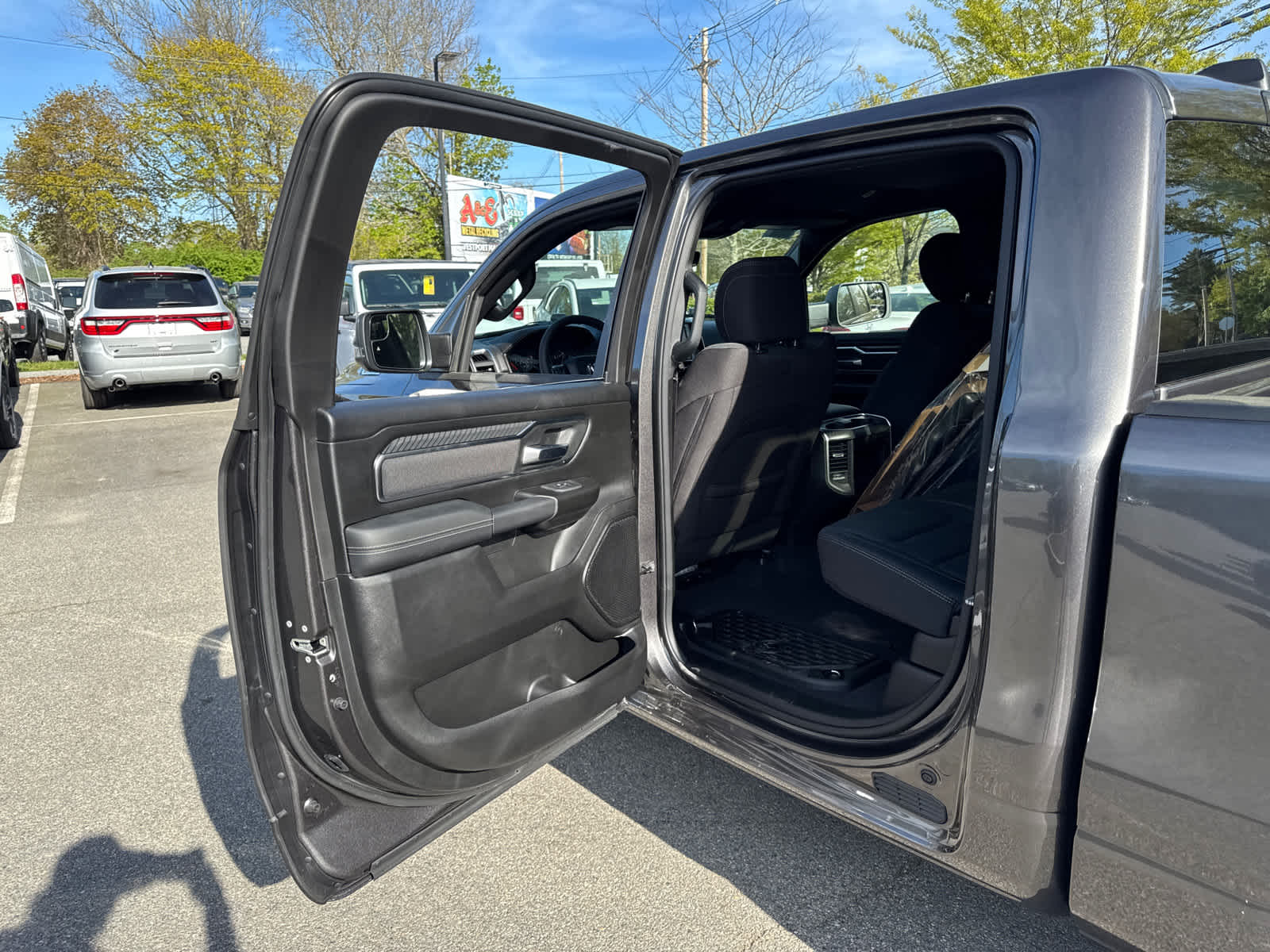 new 2025 Ram 1500 car, priced at $47,465