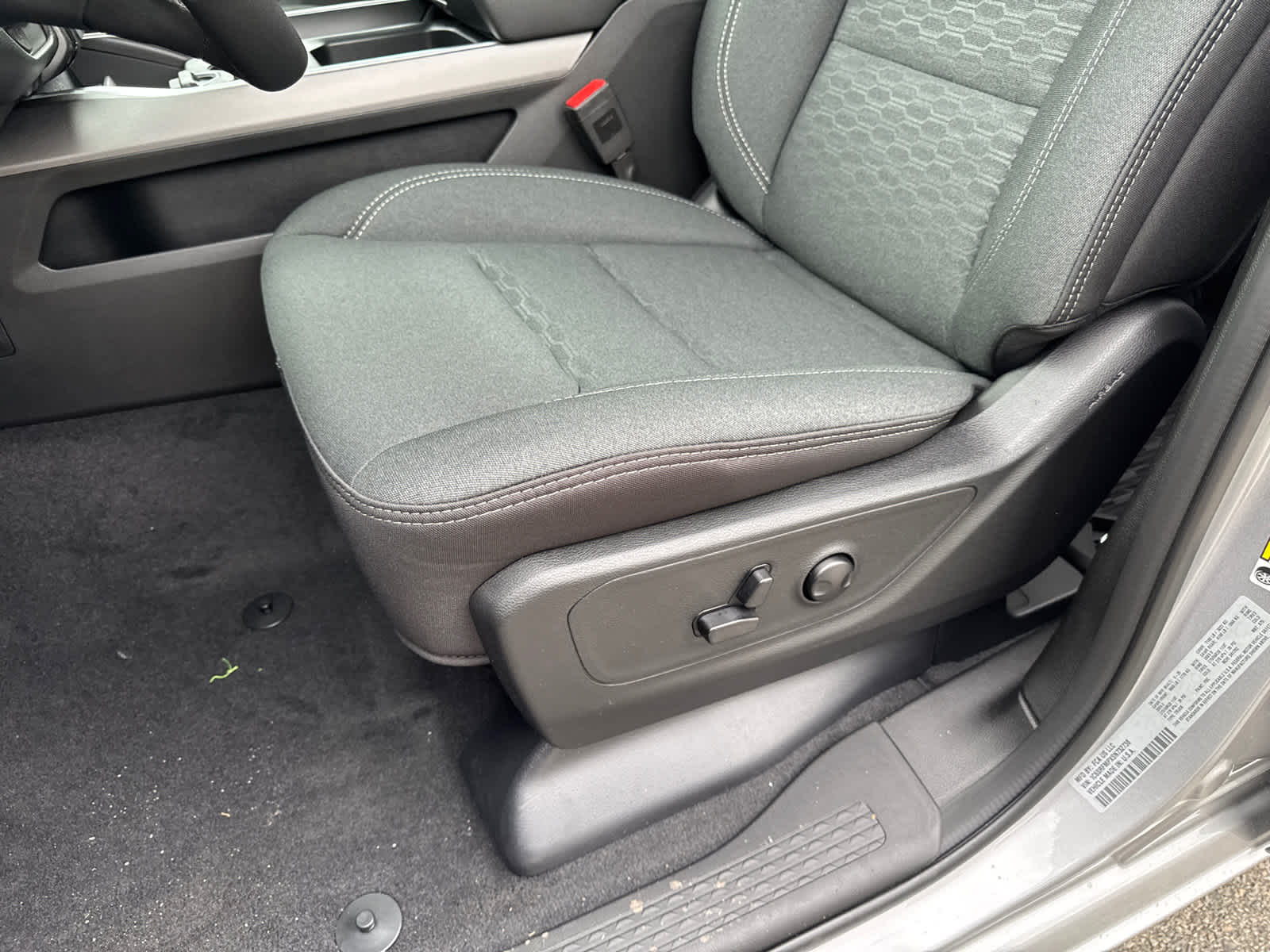 new 2025 Ram 1500 car, priced at $51,431