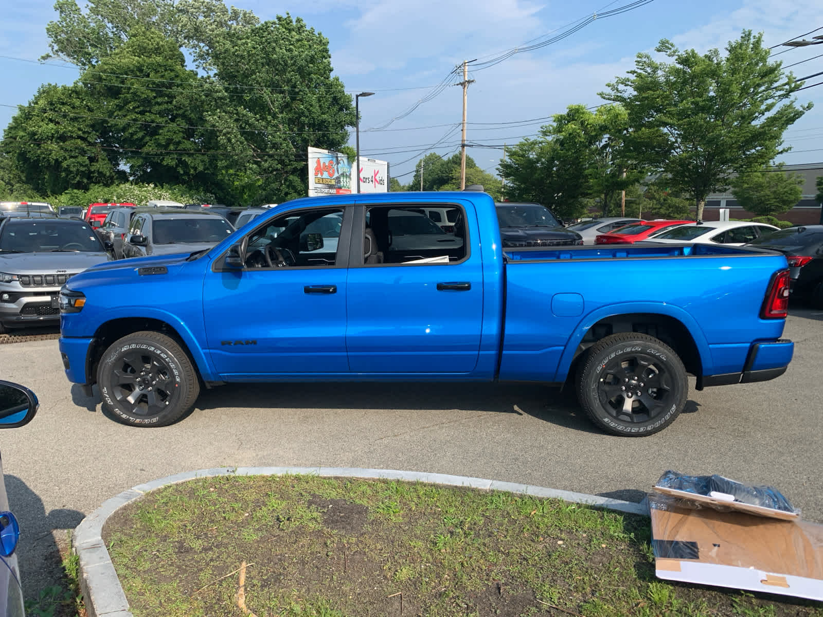 new 2025 Ram 1500 car, priced at $51,384