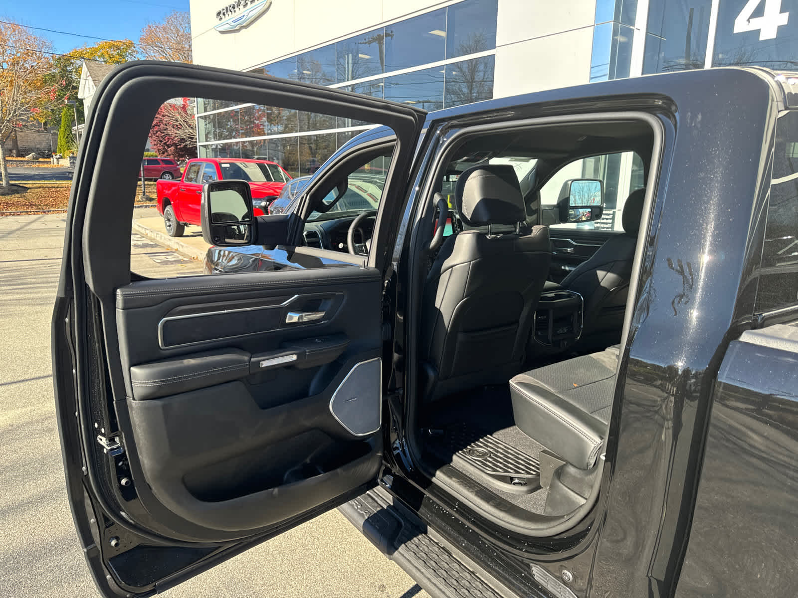 new 2025 Ram 1500 car, priced at $62,855