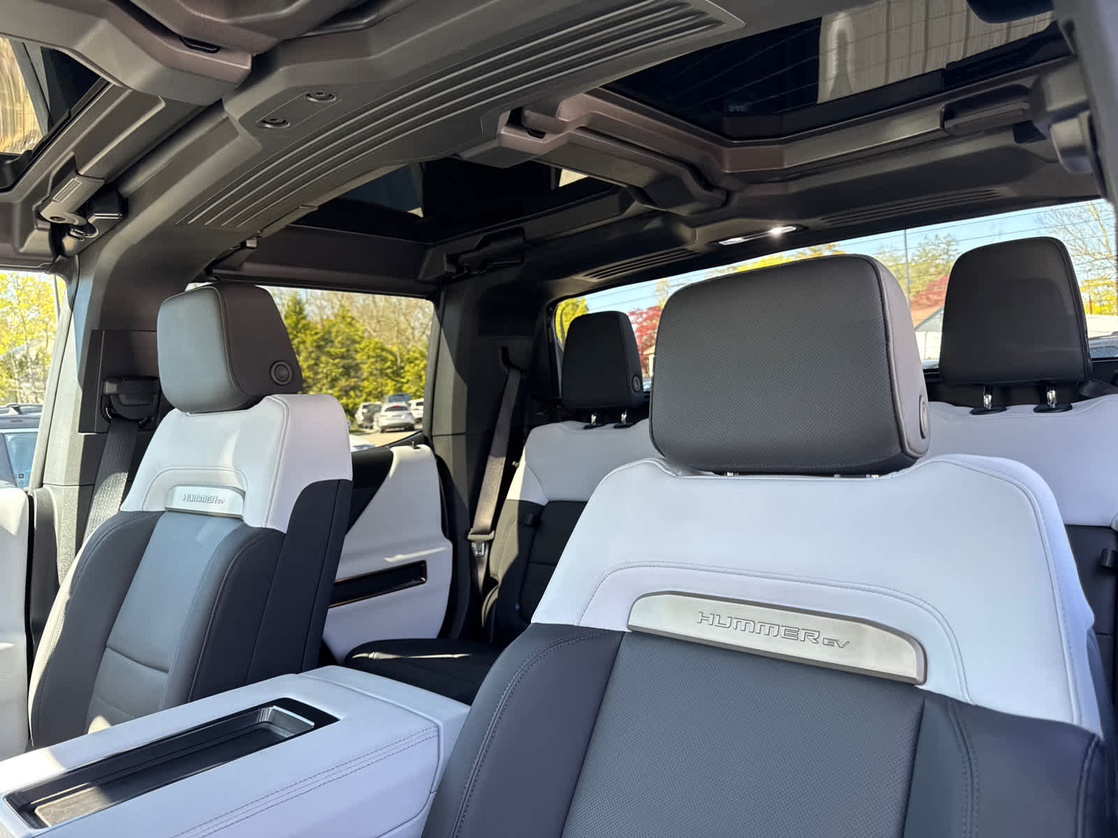 used 2025 GMC HUMMER EV Pickup car, priced at $86,579