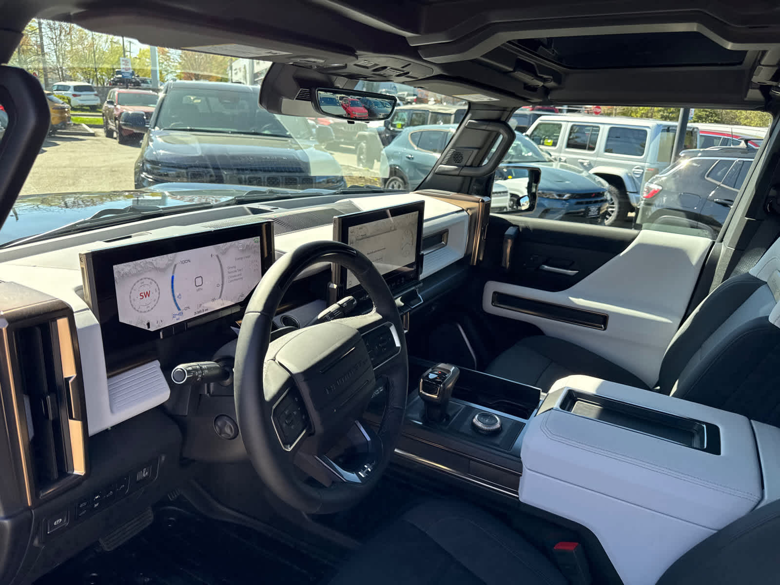 used 2025 GMC HUMMER EV Pickup car, priced at $86,579