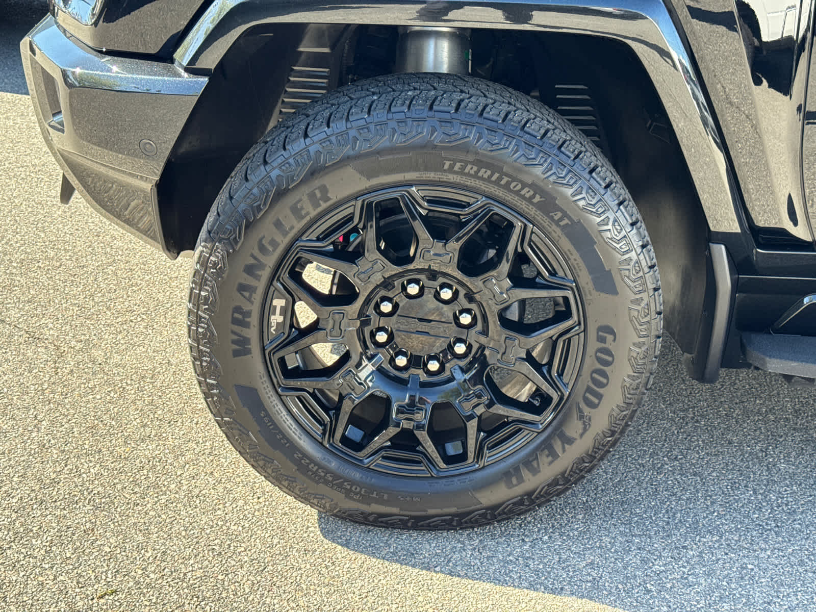 used 2025 GMC HUMMER EV Pickup car, priced at $86,579