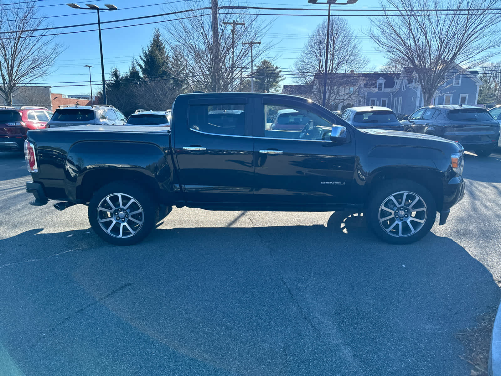 used 2020 GMC Canyon car, priced at $28,400