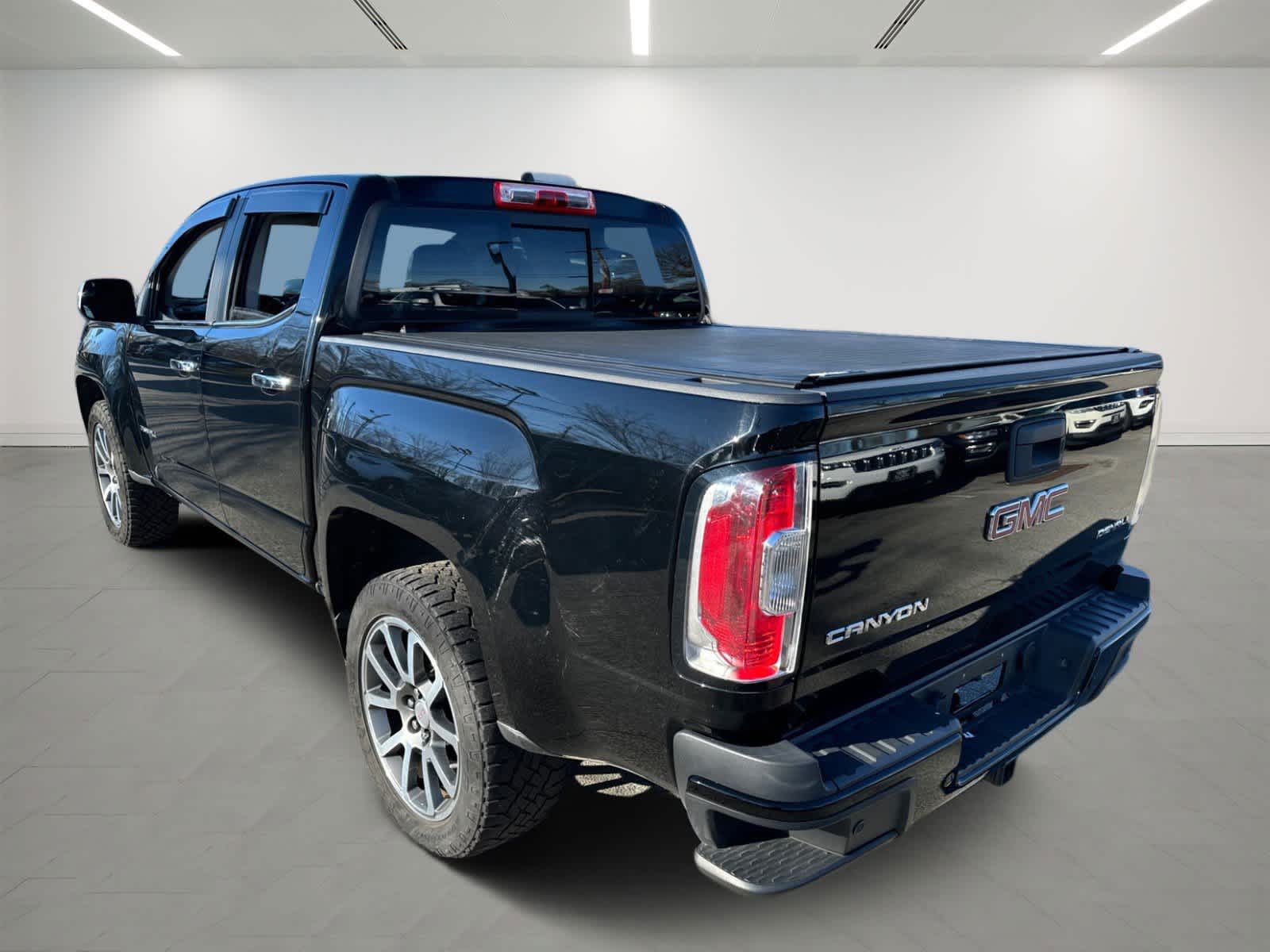 used 2020 GMC Canyon car, priced at $25,899