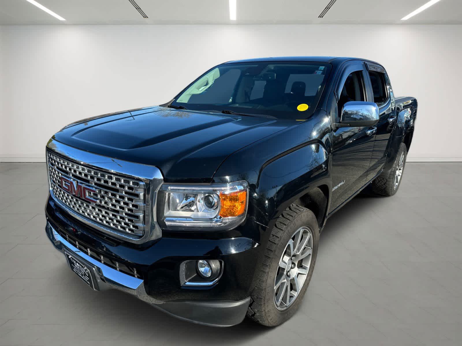 used 2020 GMC Canyon car, priced at $25,899