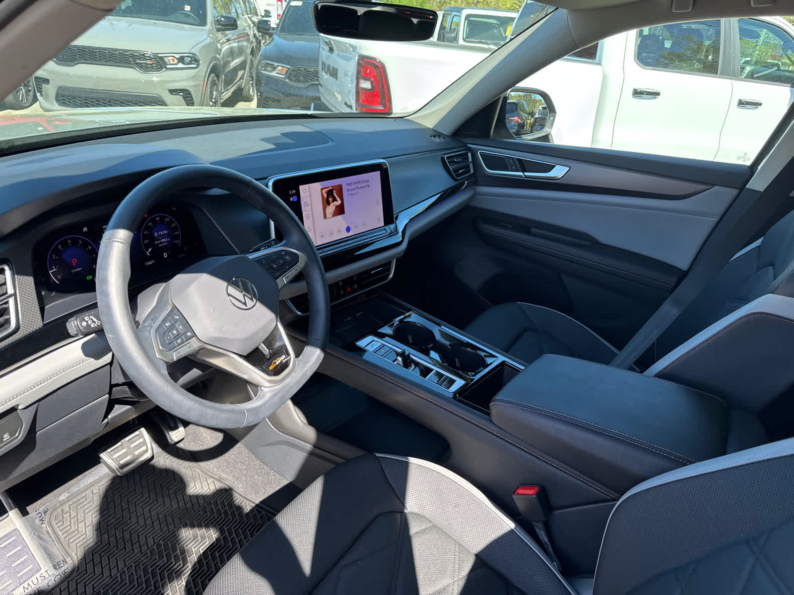 used 2024 Volkswagen Atlas car, priced at $41,995
