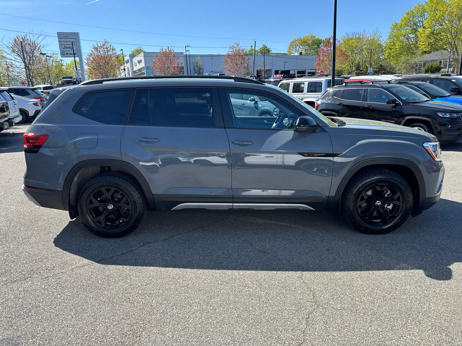 used 2024 Volkswagen Atlas car, priced at $41,995