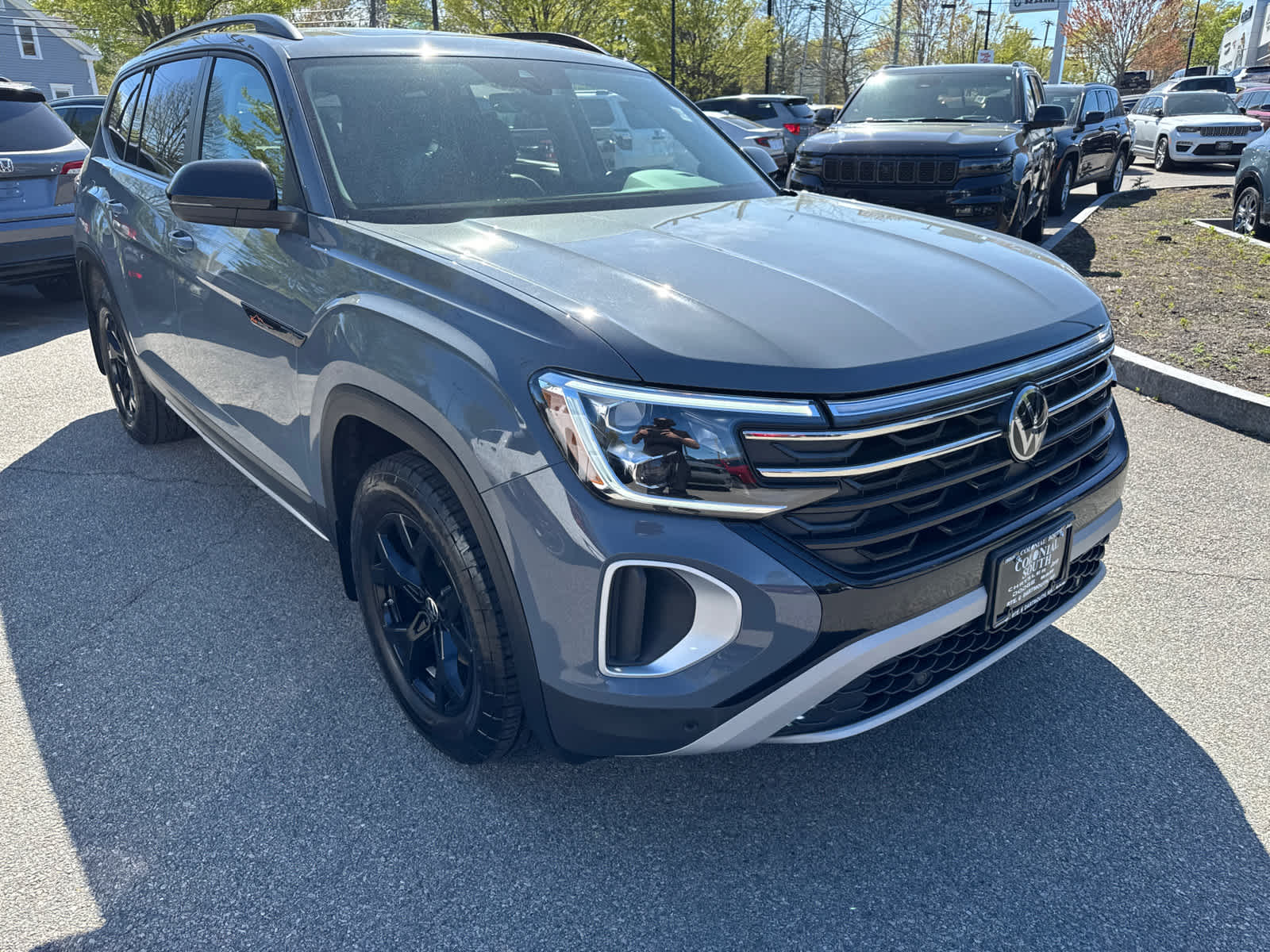used 2024 Volkswagen Atlas car, priced at $41,995