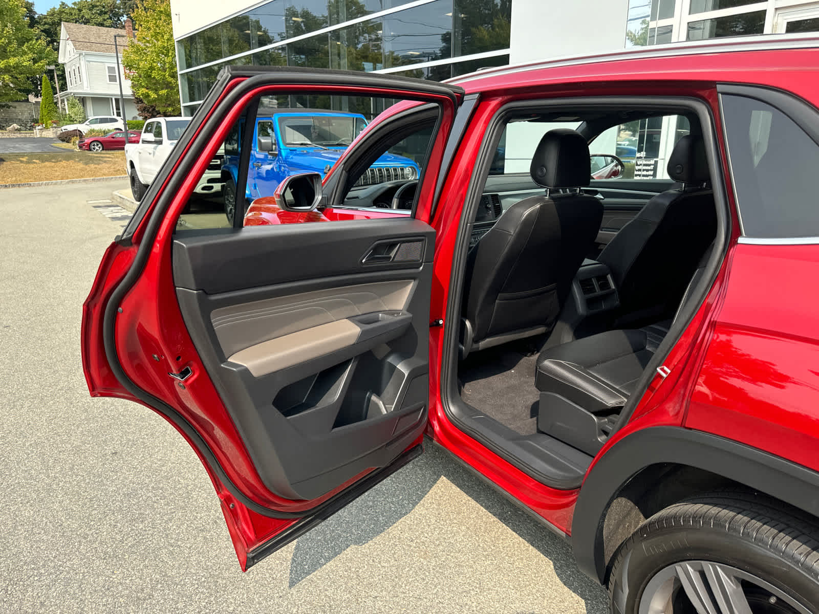 used 2021 Volkswagen Atlas Cross Sport car, priced at $26,700