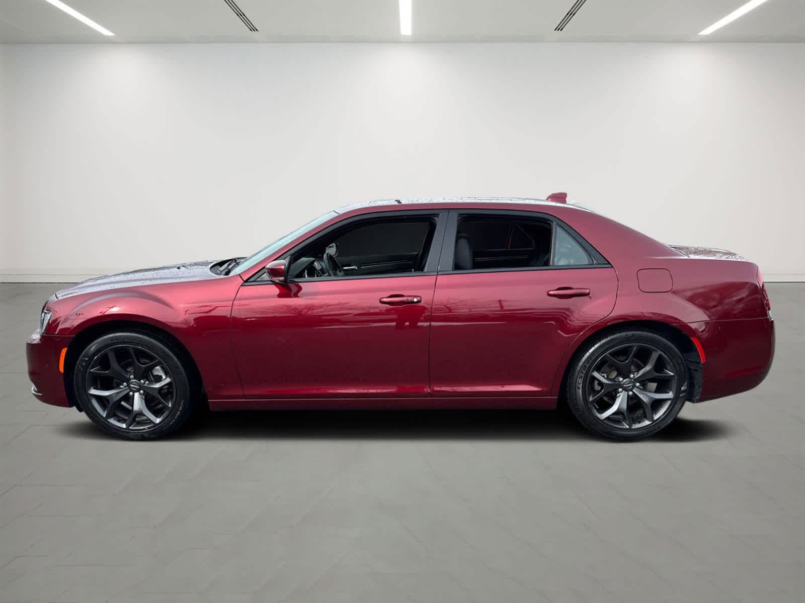 used 2021 Chrysler 300 car, priced at $23,475