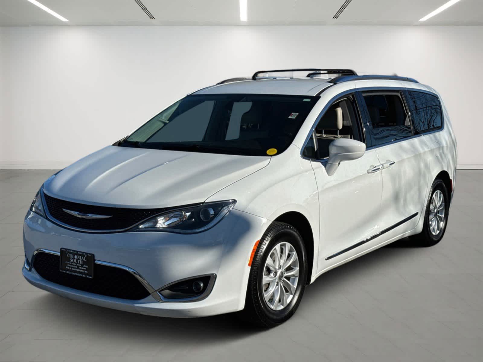 used 2019 Chrysler Pacifica car, priced at $17,900