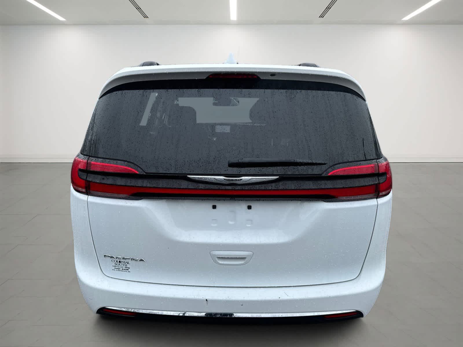 used 2022 Chrysler Pacifica car, priced at $23,700