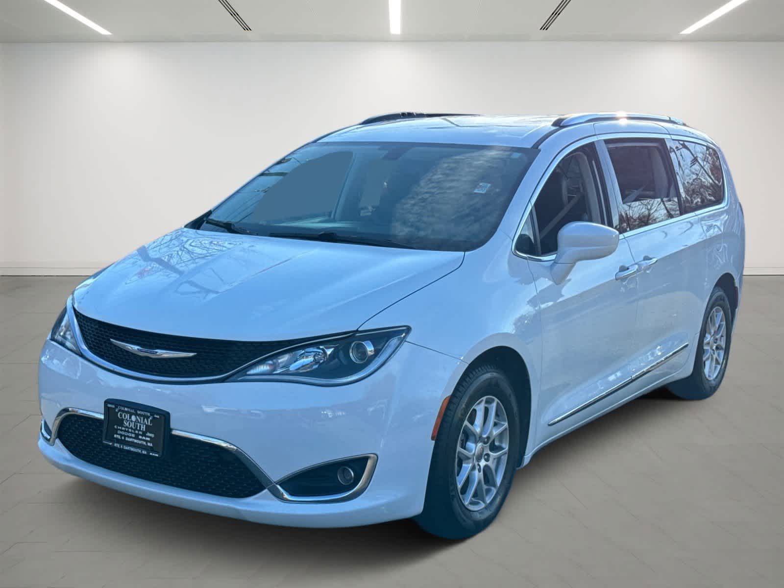 used 2020 Chrysler Pacifica car, priced at $21,800