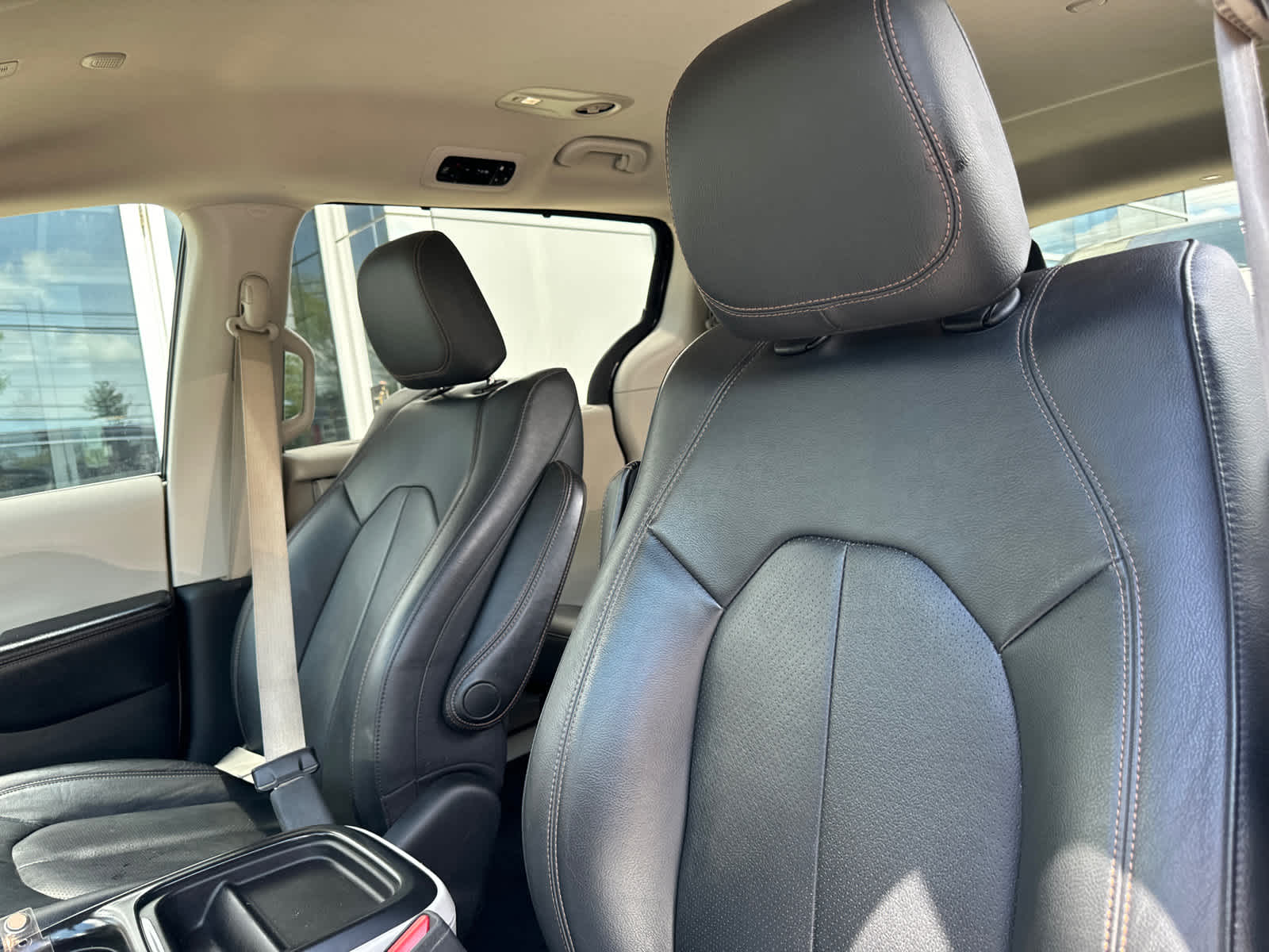 used 2019 Chrysler Pacifica car, priced at $24,400