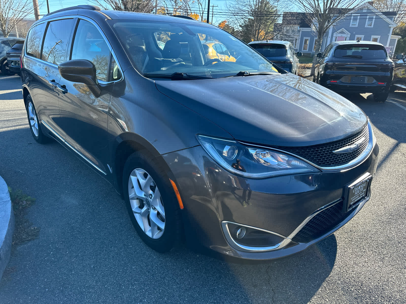 used 2017 Chrysler Pacifica car, priced at $13,300