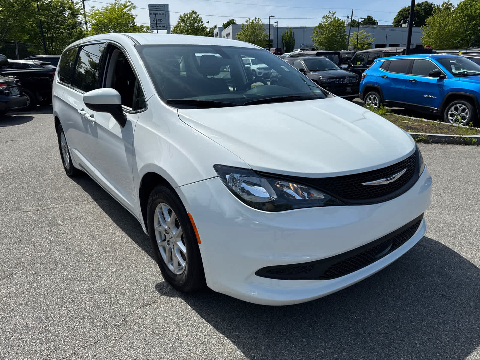 used 2022 Chrysler Voyager car, priced at $22,900