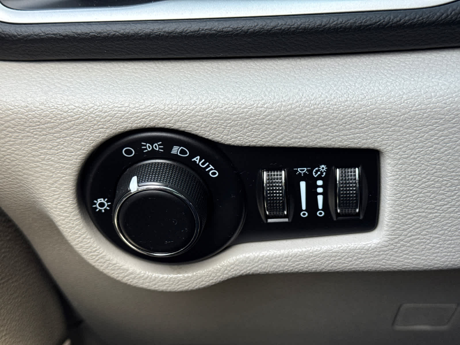 used 2022 Chrysler Voyager car, priced at $22,900