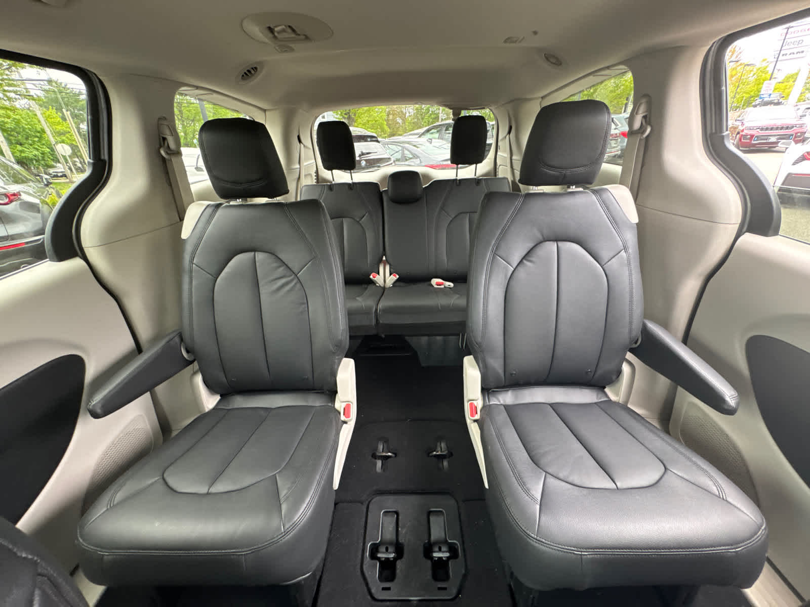 used 2017 Chrysler Pacifica car, priced at $14,900