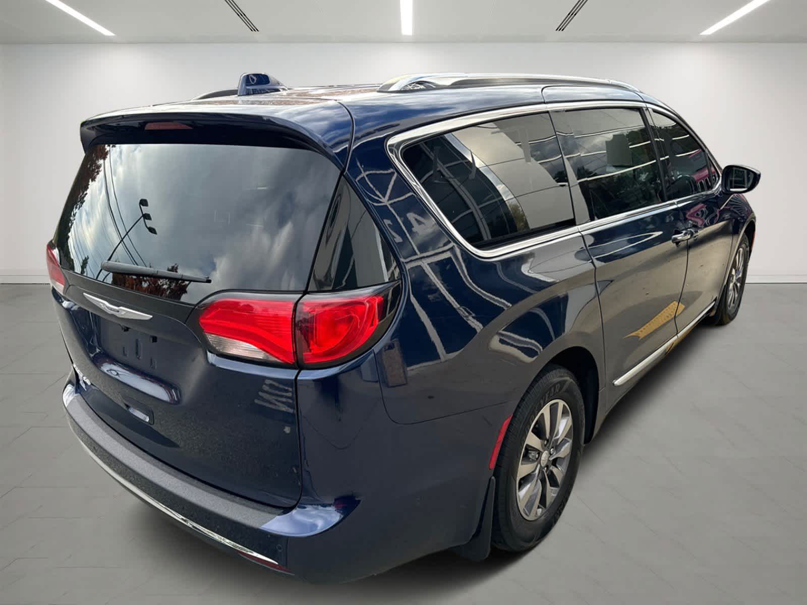 used 2019 Chrysler Pacifica car, priced at $21,400