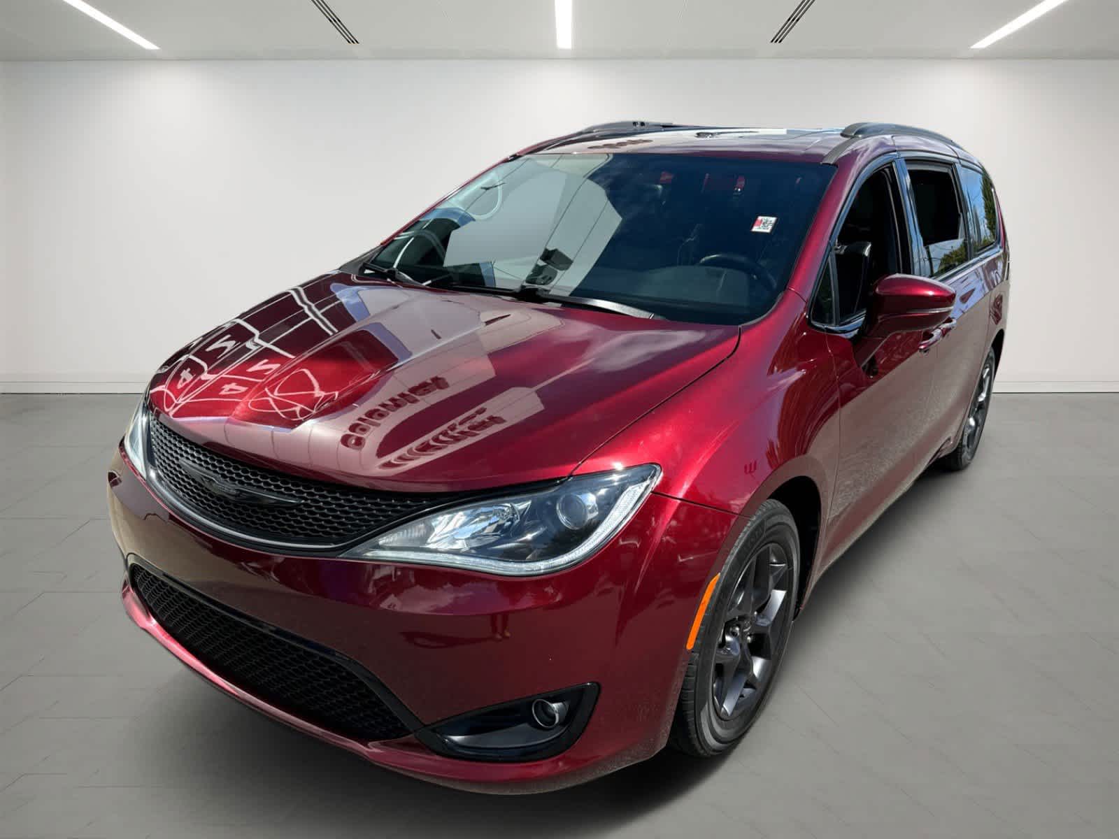 used 2018 Chrysler Pacifica car, priced at $21,900