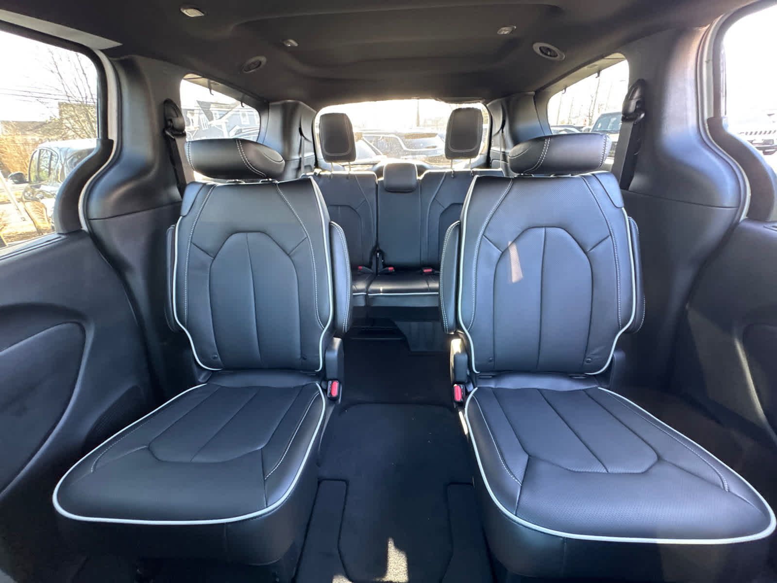 new 2025 Chrysler Pacifica car, priced at $47,765