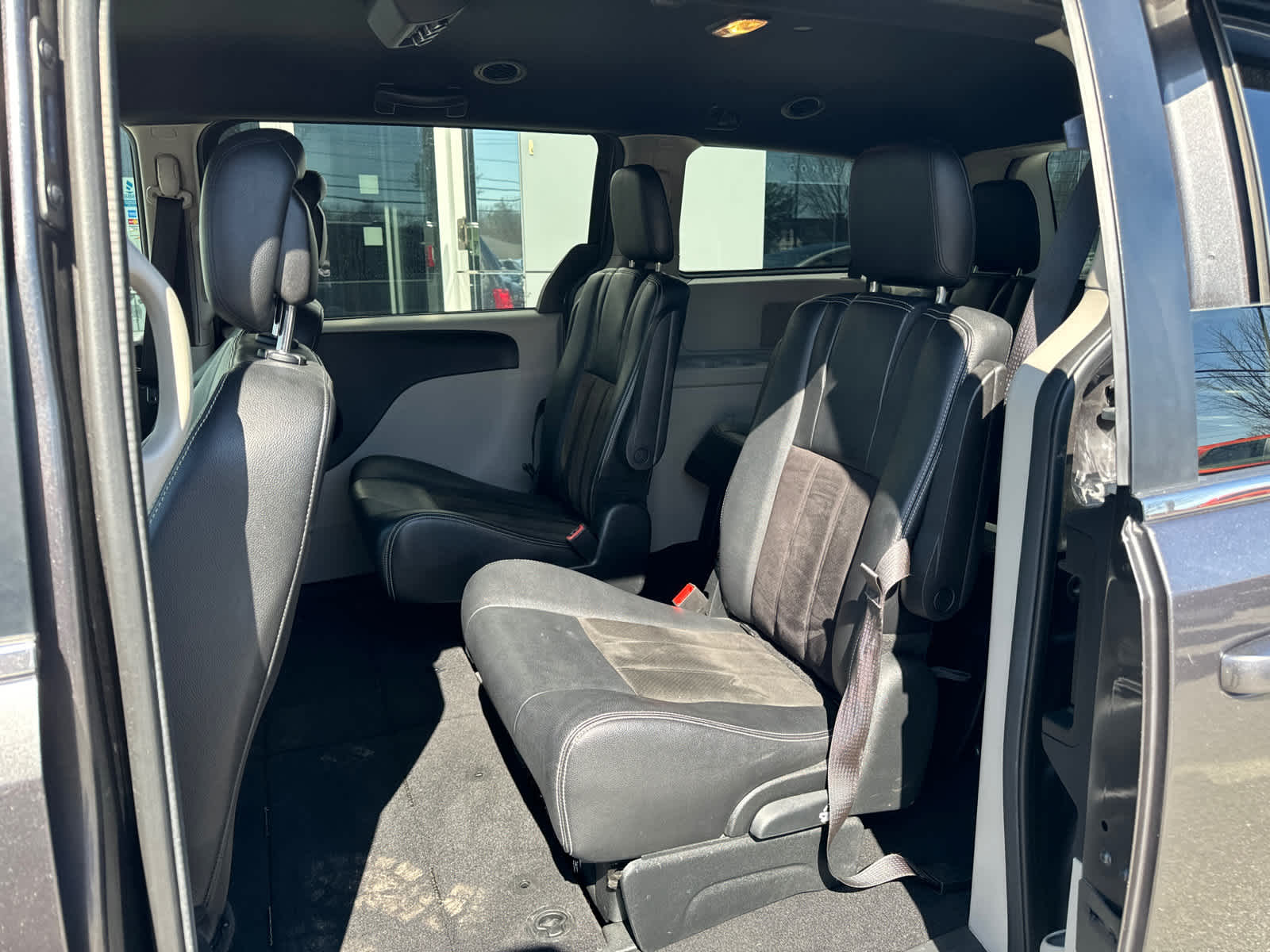used 2020 Dodge Grand Caravan car, priced at $18,500