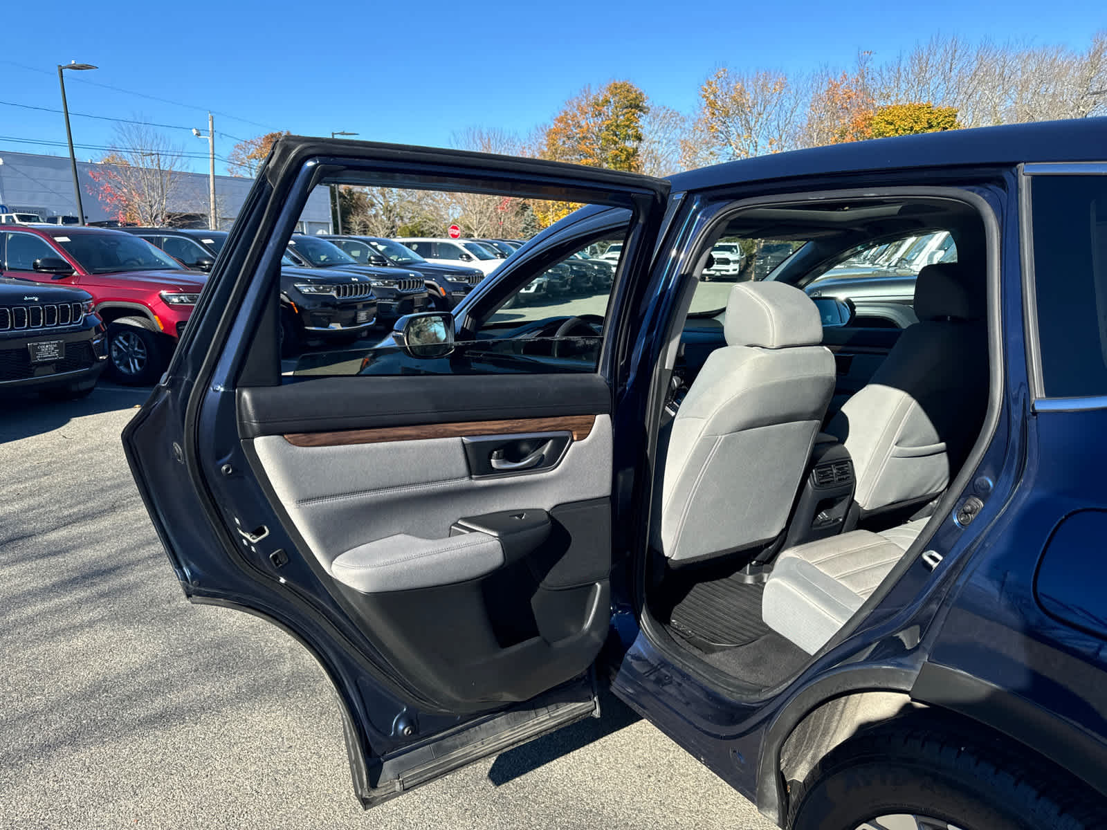 used 2019 Honda CR-V car, priced at $24,700