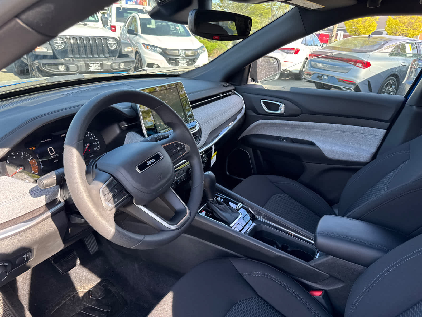 new 2025 Jeep Compass car, priced at $27,007