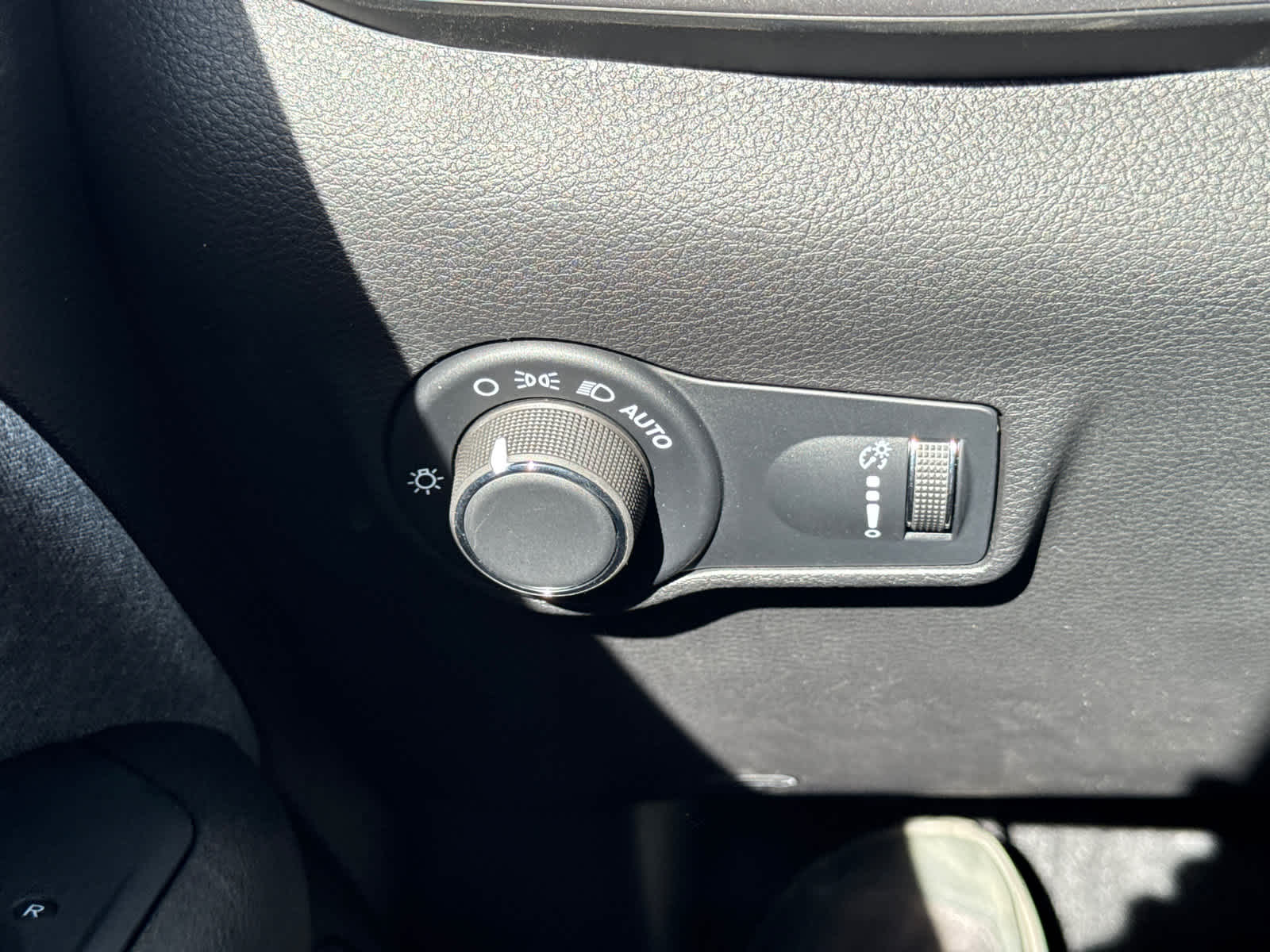 new 2025 Jeep Compass car, priced at $27,007