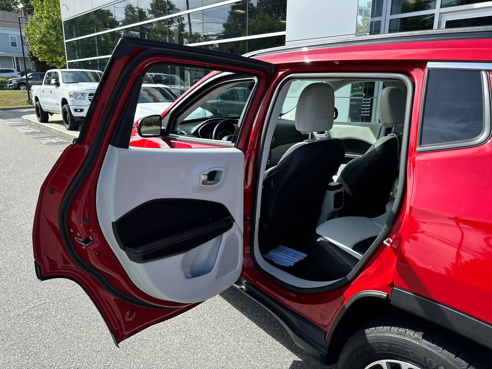 used 2020 Jeep Compass car, priced at $16,900