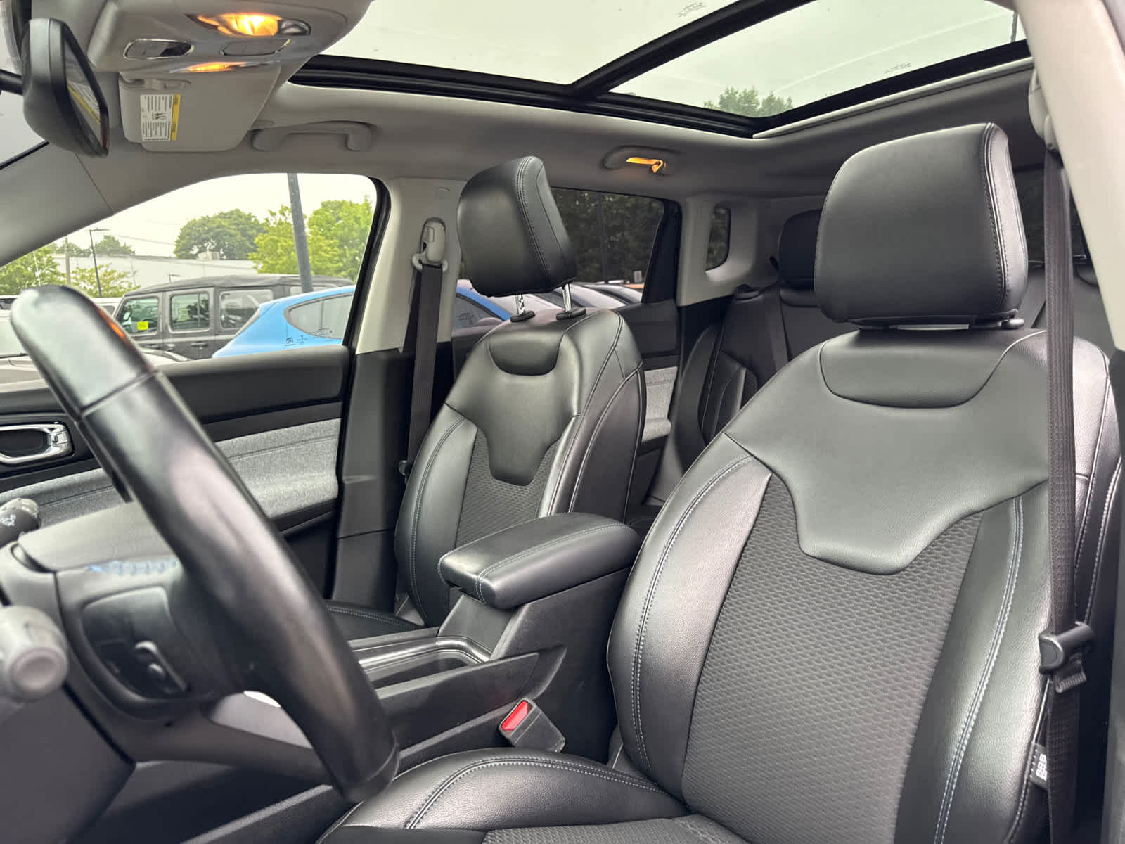 used 2022 Jeep Compass car, priced at $19,900
