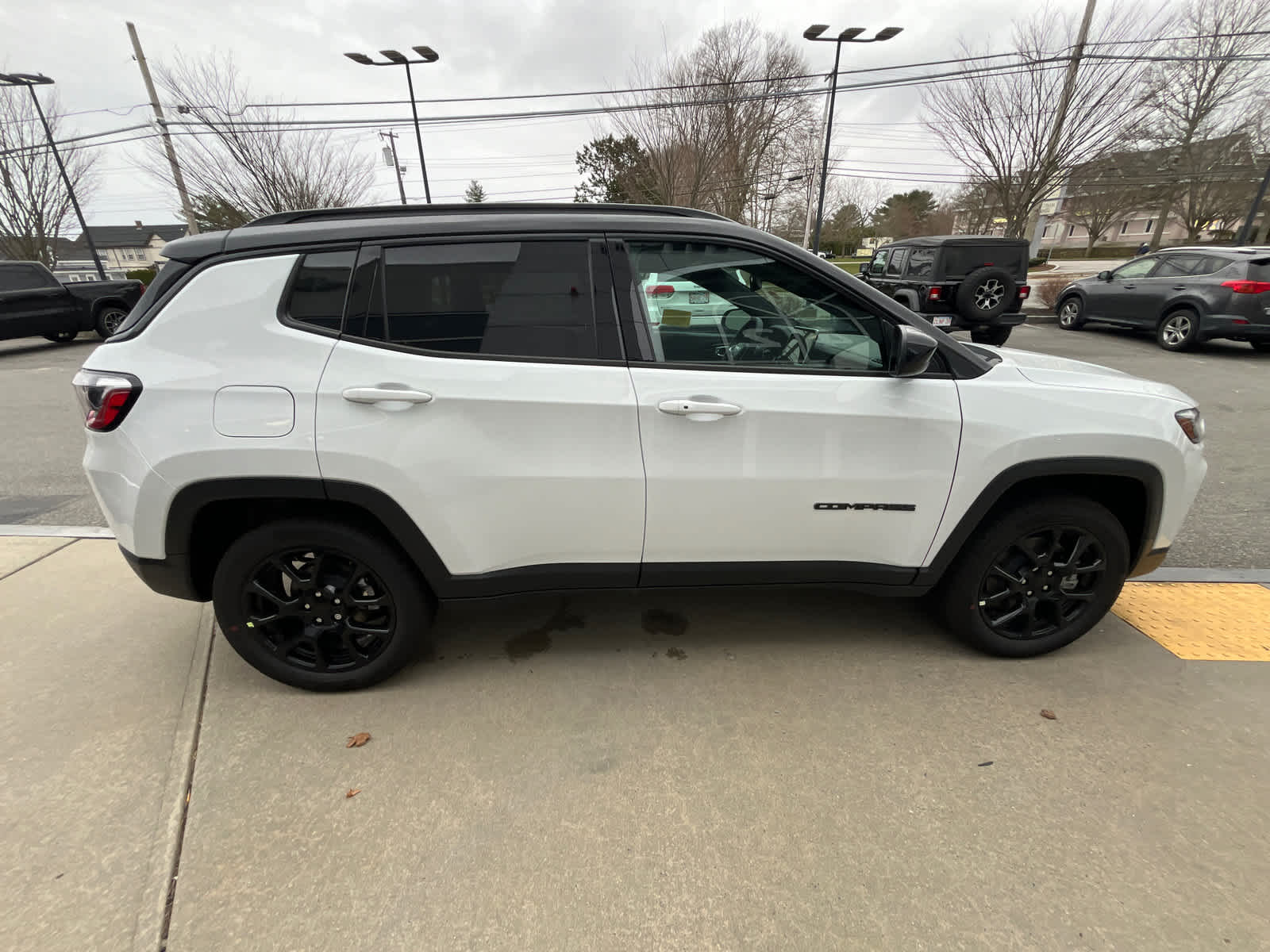 new 2024 Jeep Compass car, priced at $28,413