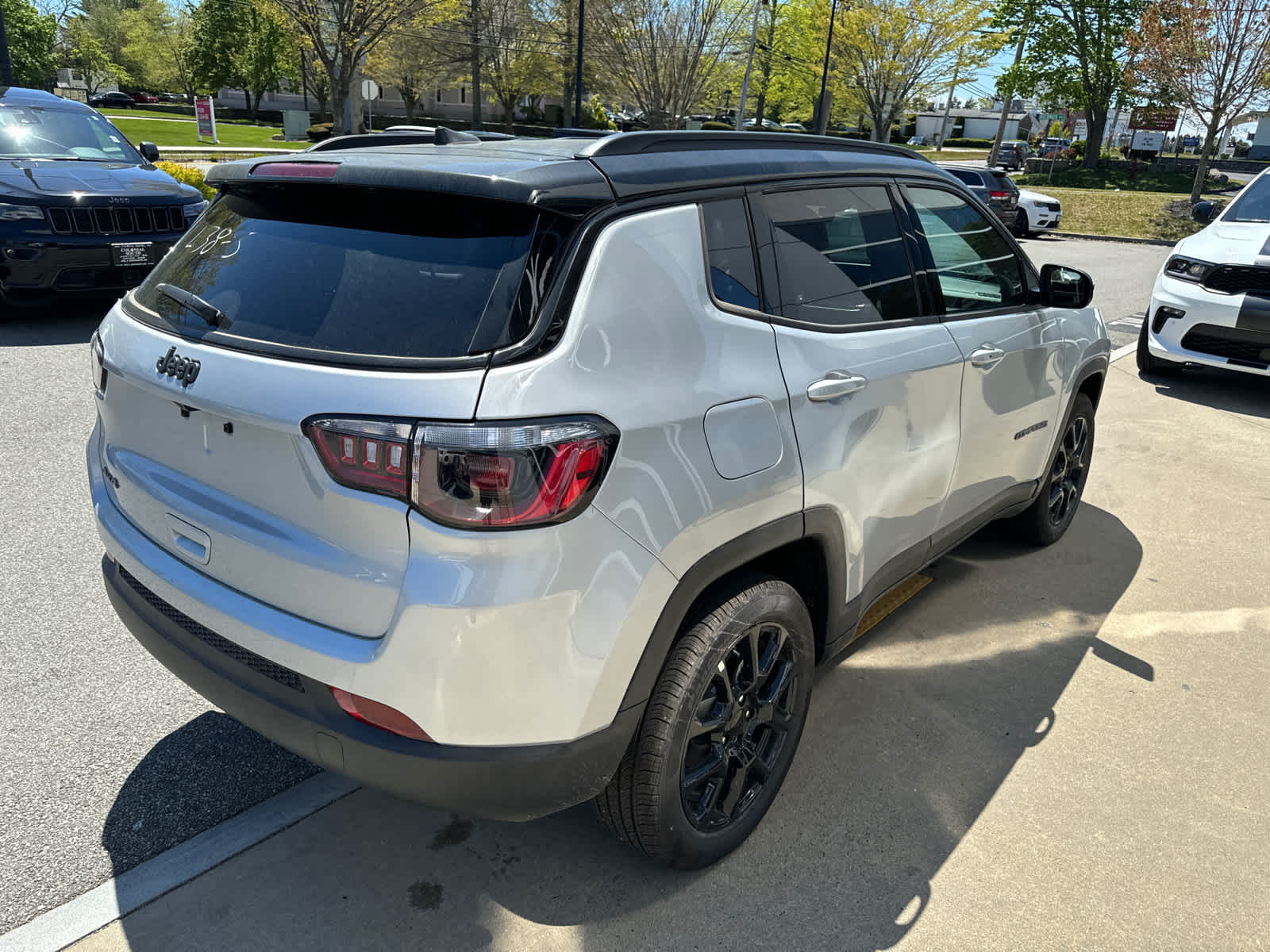 new 2024 Jeep Compass car, priced at $31,472