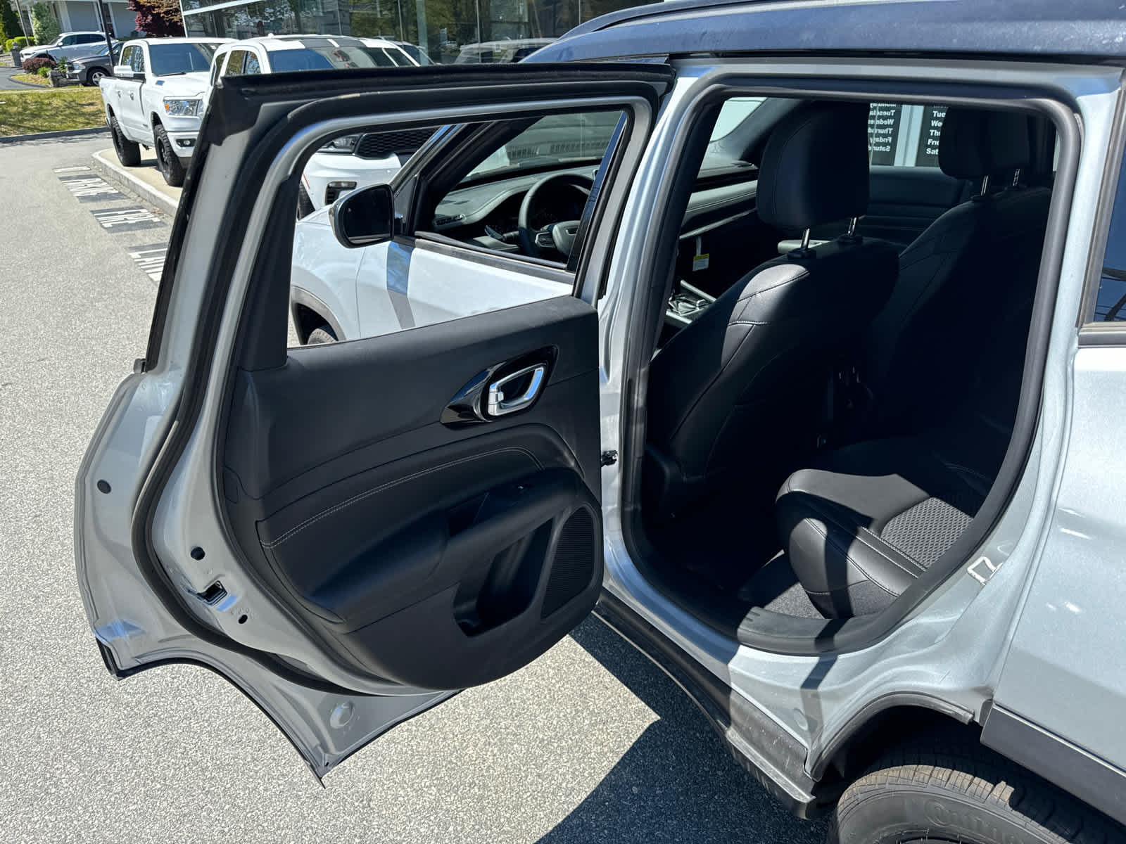 new 2024 Jeep Compass car, priced at $34,972