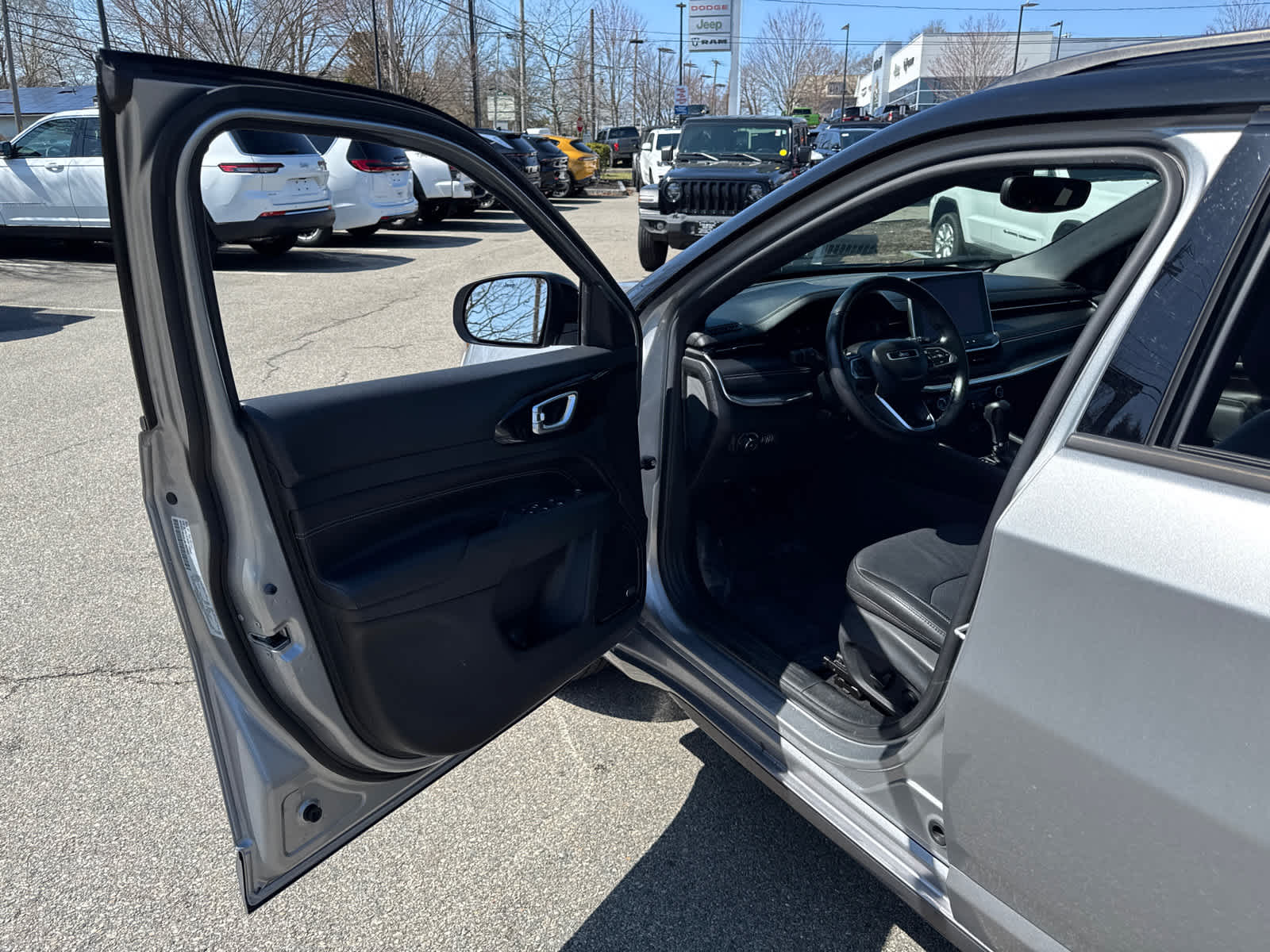 used 2022 Jeep Compass car, priced at $24,400