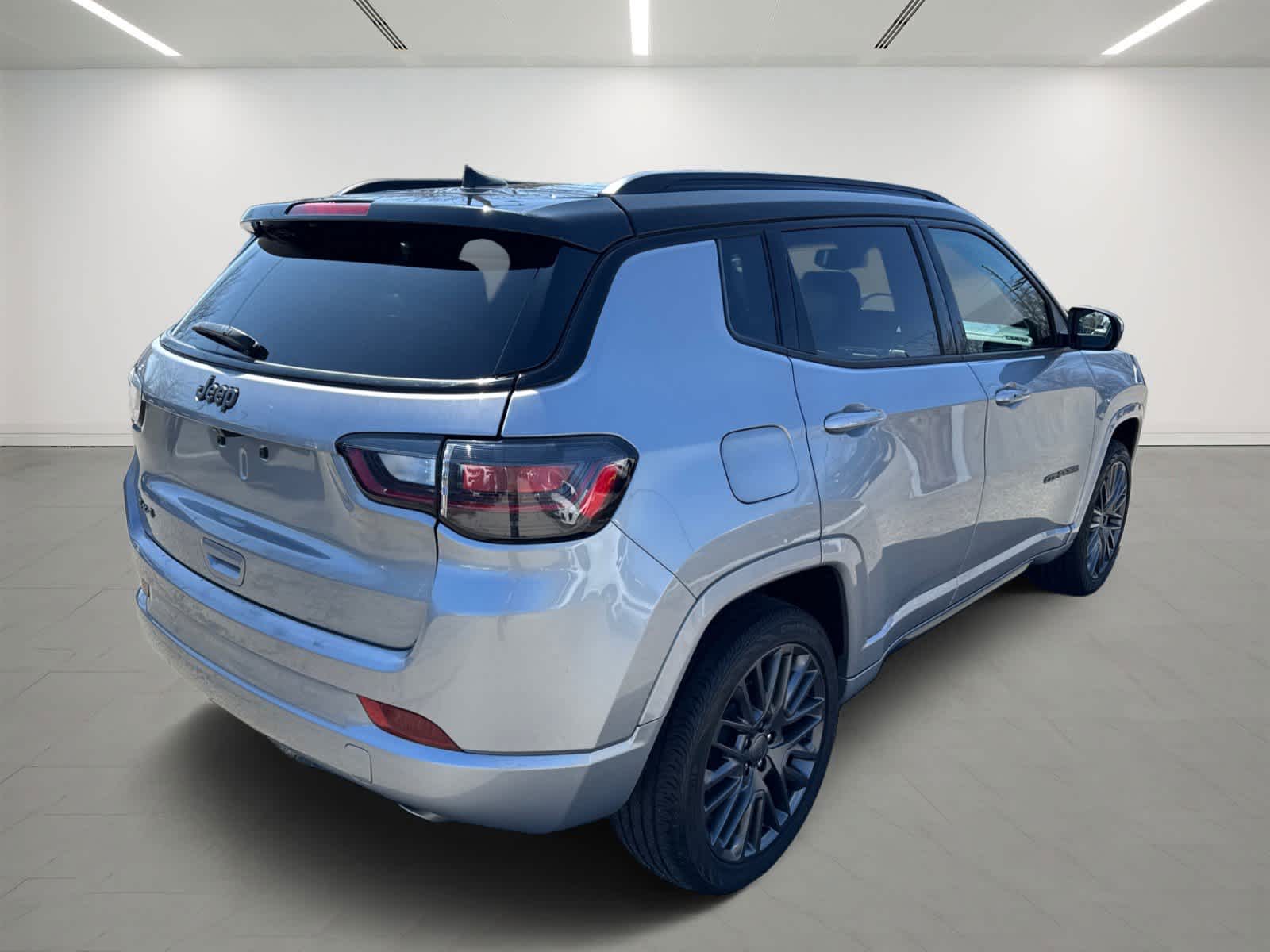 used 2022 Jeep Compass car, priced at $24,400