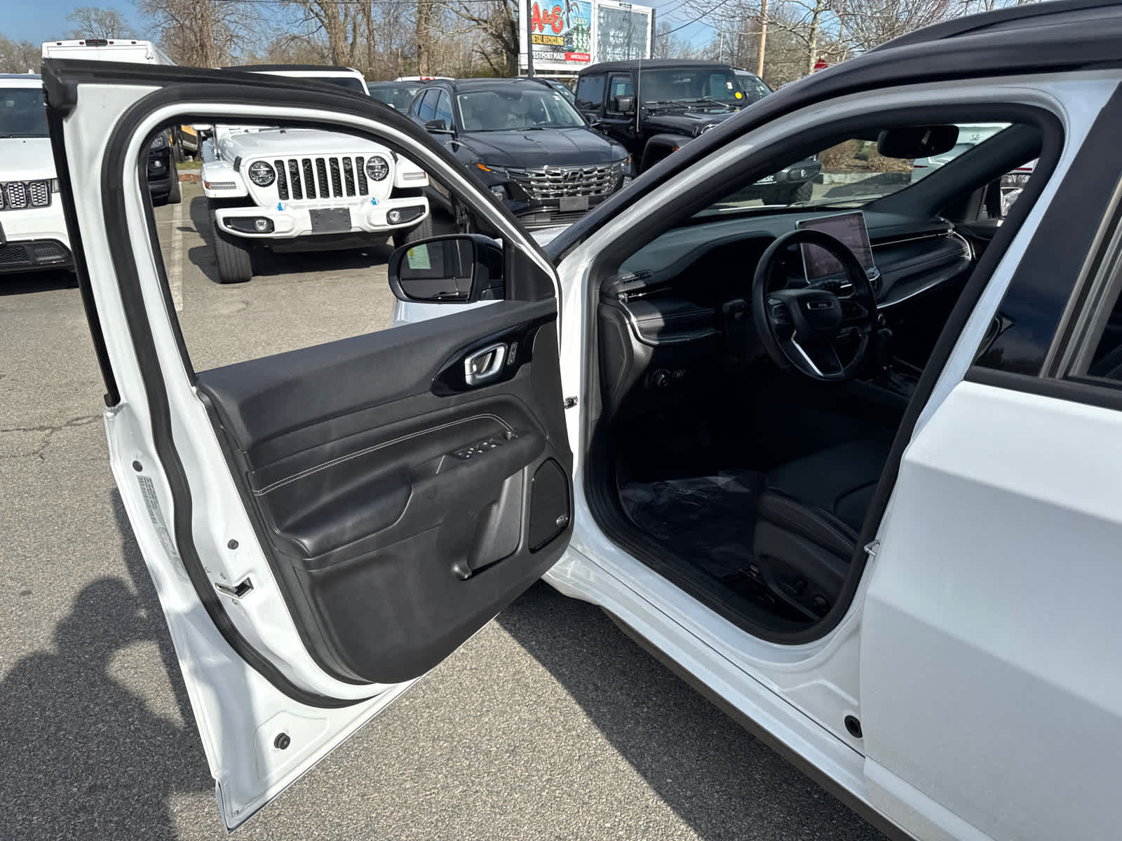 used 2022 Jeep Compass car, priced at $24,400