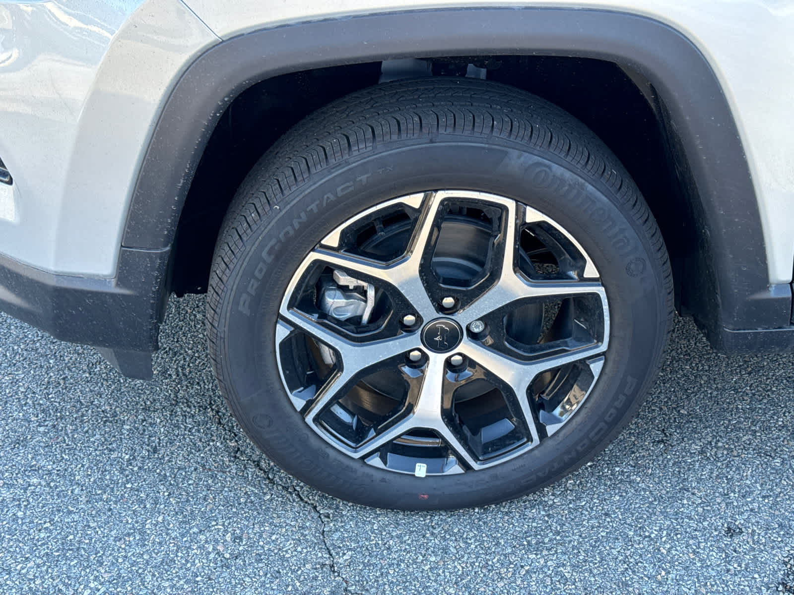 new 2025 Jeep Compass car, priced at $30,782