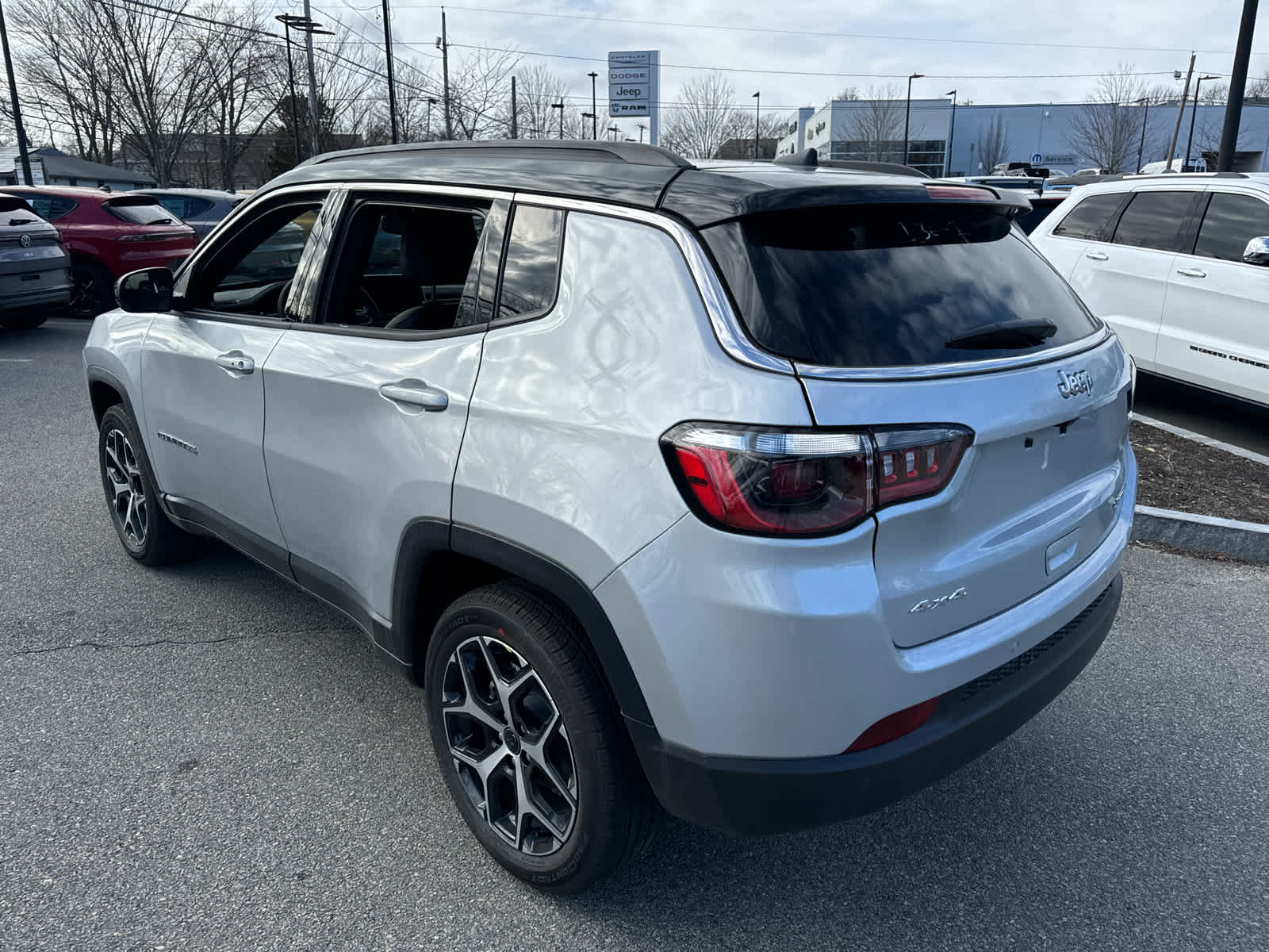 new 2025 Jeep Compass car, priced at $34,259