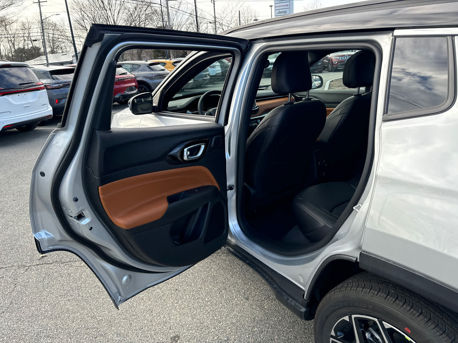 new 2025 Jeep Compass car, priced at $34,259