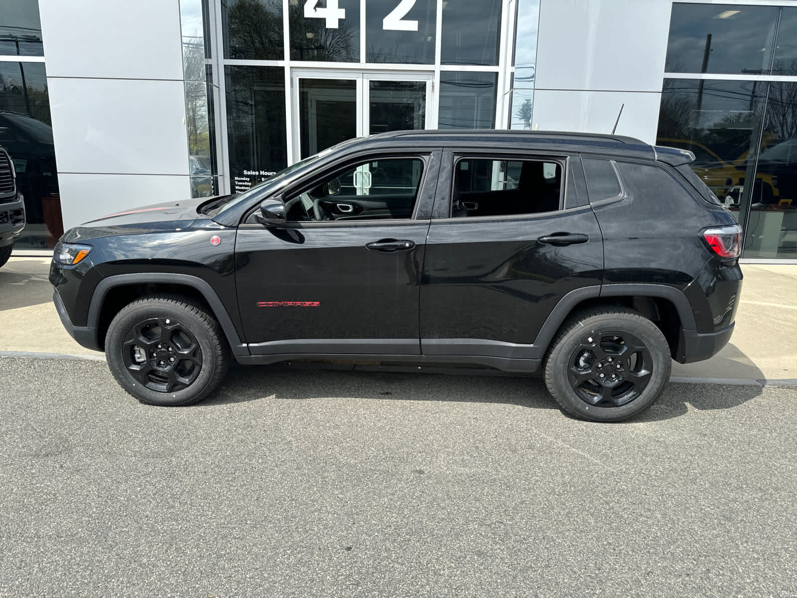 new 2024 Jeep Compass car, priced at $39,309