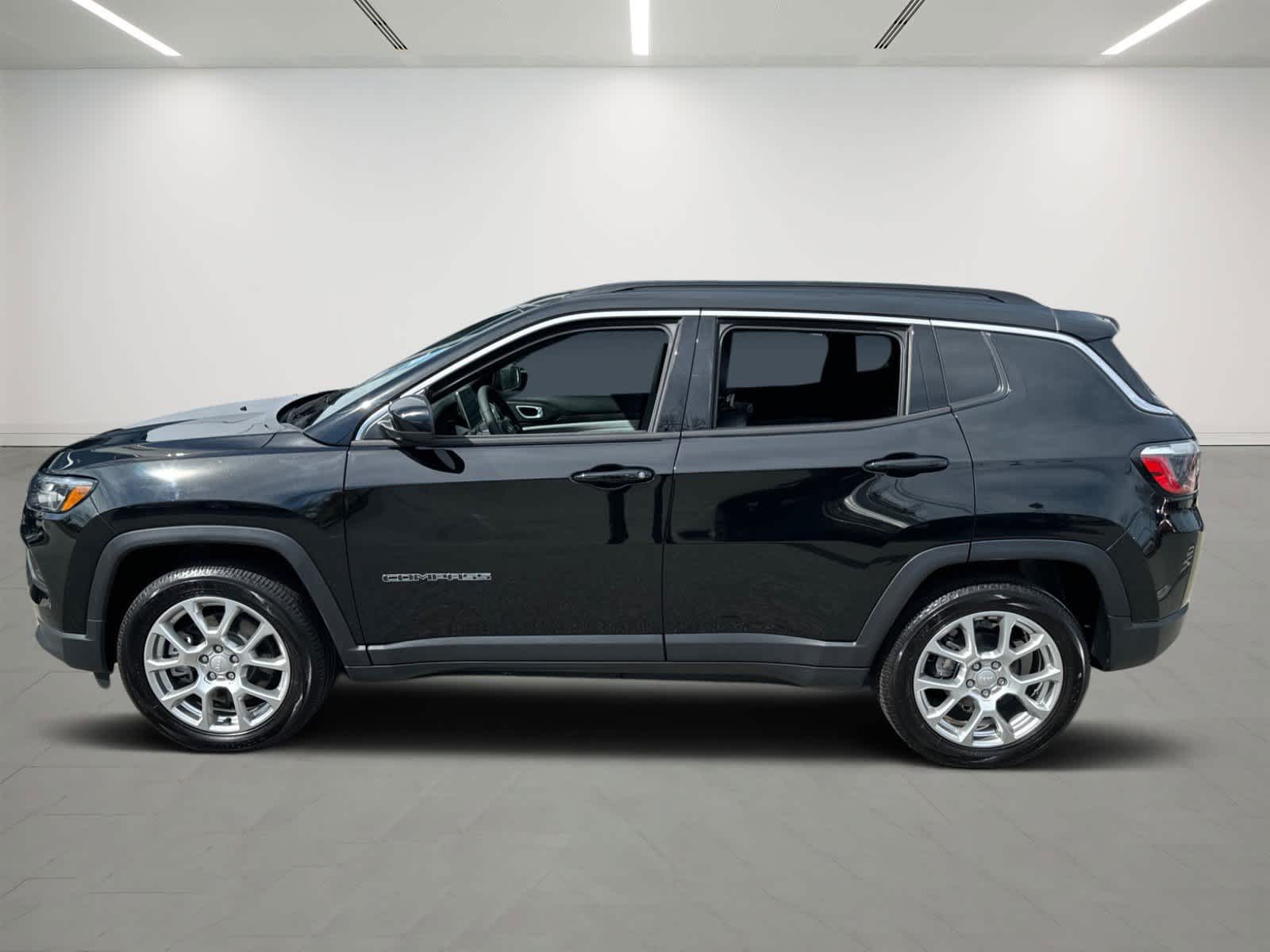 used 2023 Jeep Compass car, priced at $25,900