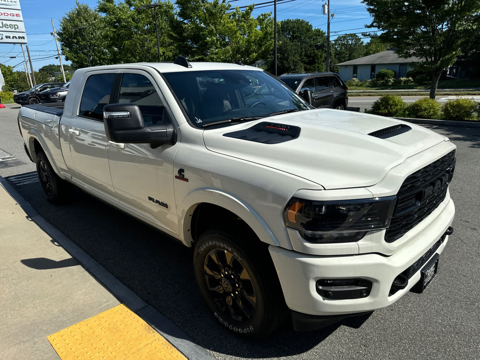 new 2024 Ram 3500 car, priced at $92,376