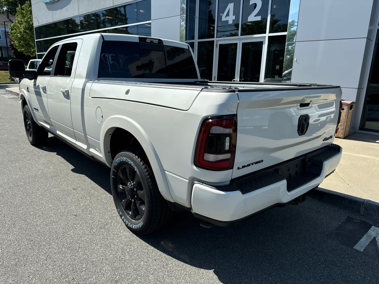 new 2024 Ram 3500 car, priced at $92,376