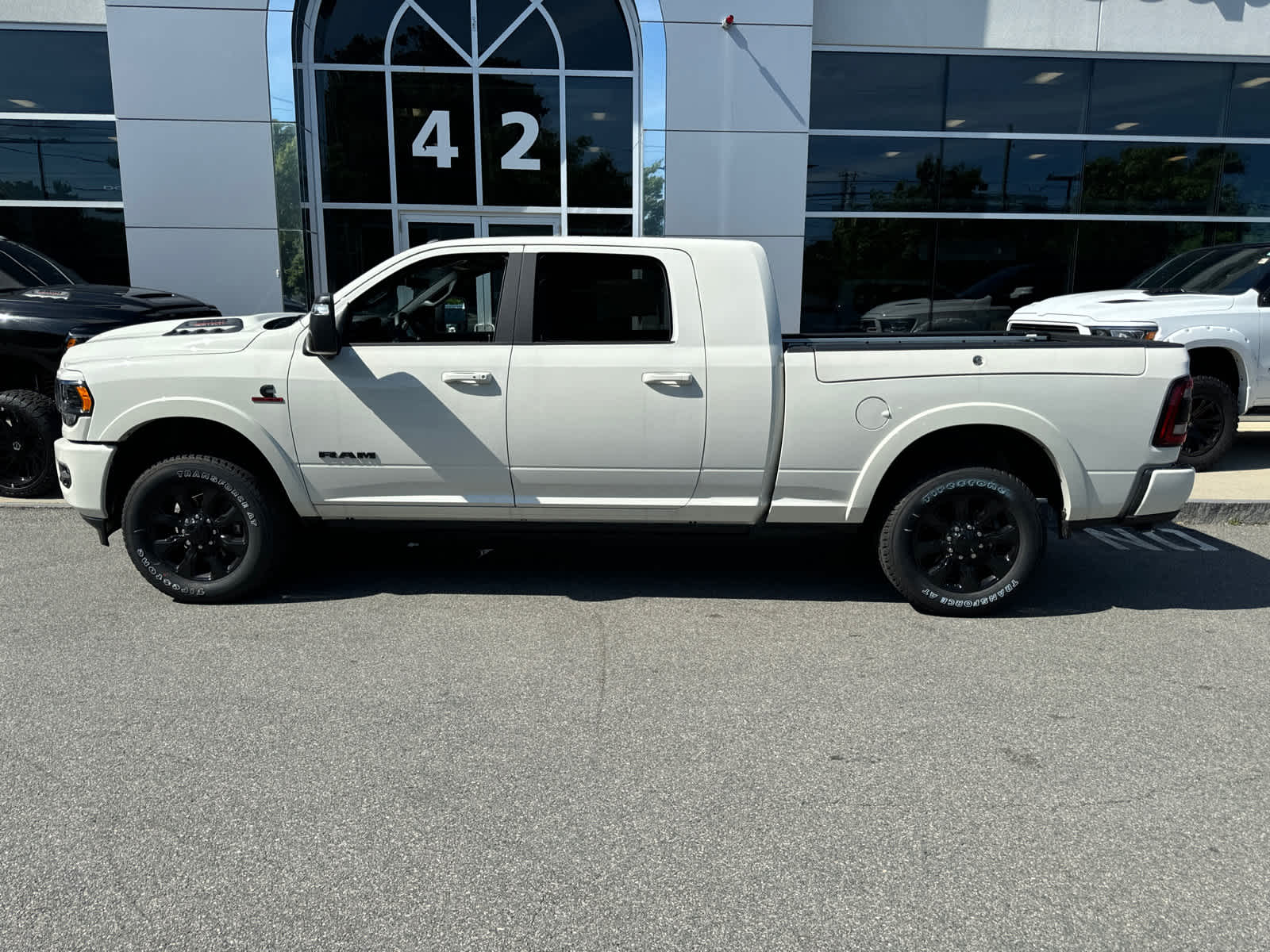 new 2024 Ram 3500 car, priced at $92,376