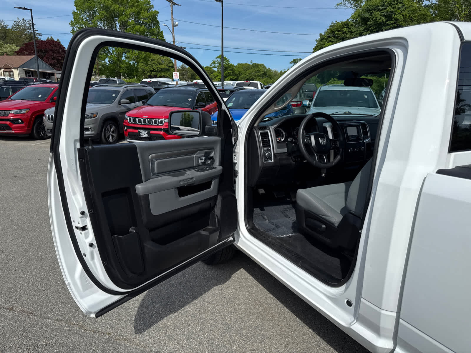 used 2019 Ram 1500 Classic car, priced at $24,975