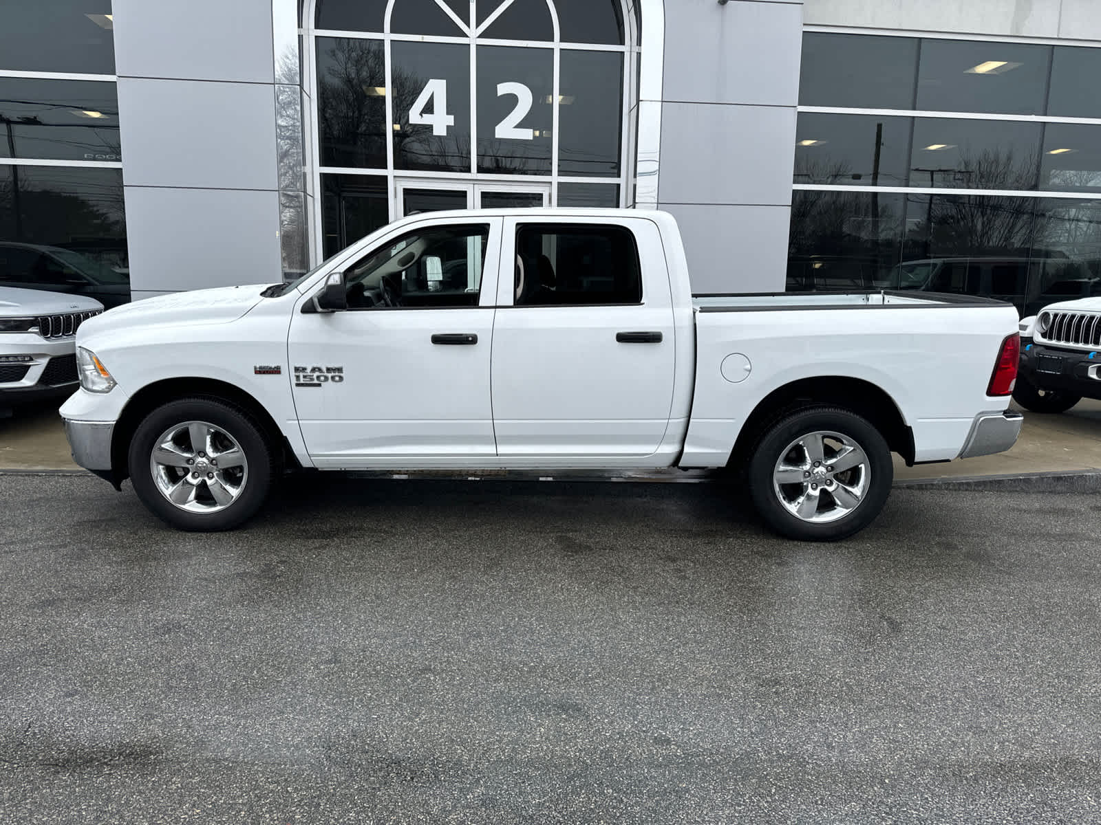 used 2022 Ram 1500 Classic car, priced at $36,900