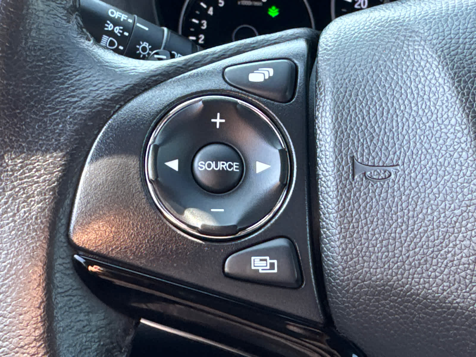 used 2022 Honda HR-V car, priced at $22,900