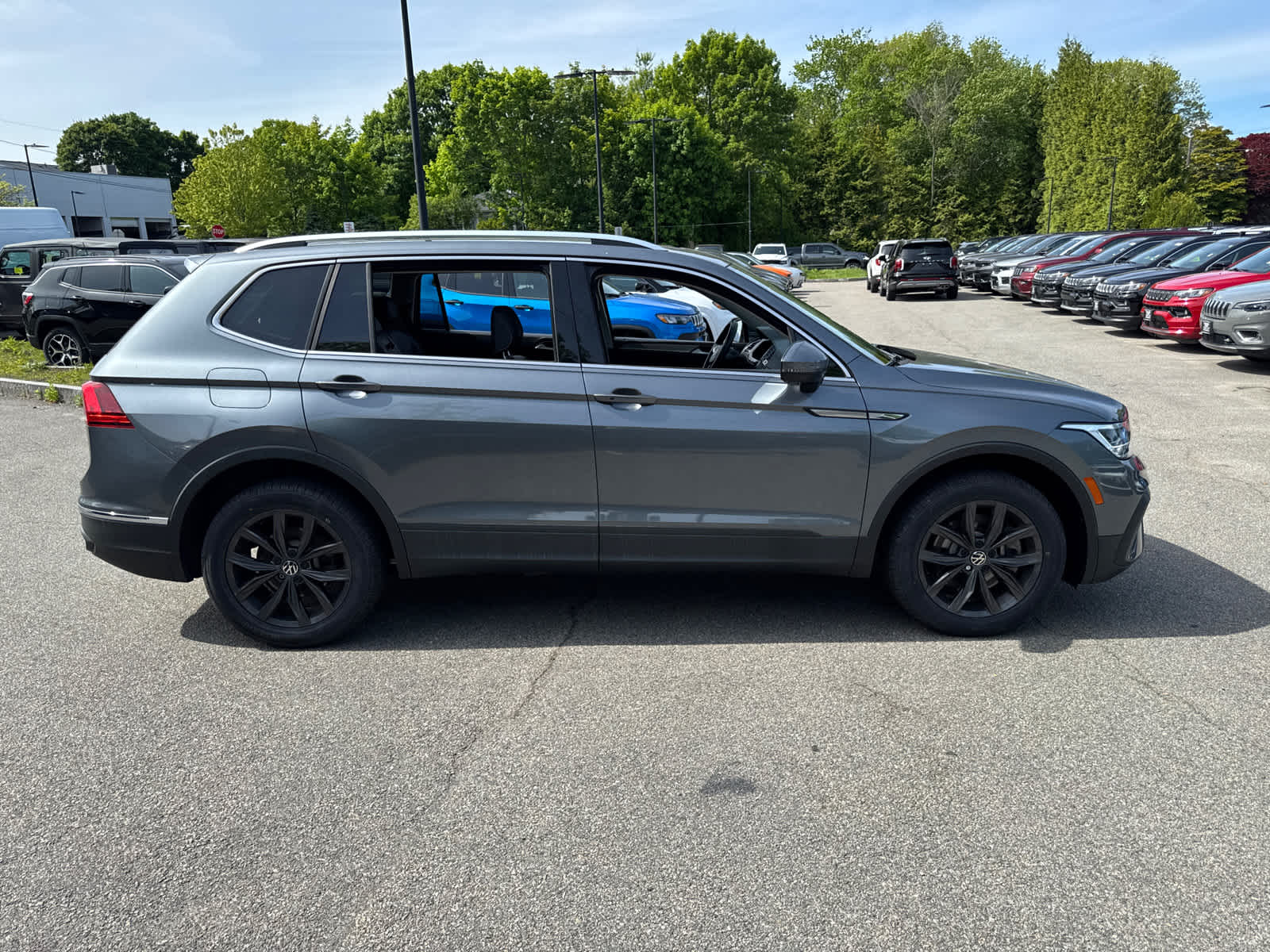 used 2022 Volkswagen Tiguan car, priced at $25,500